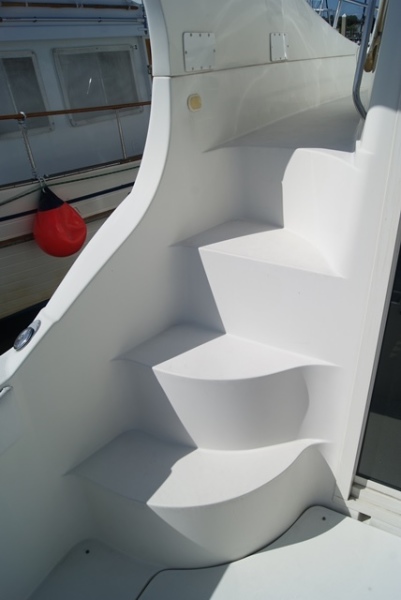 2004 Carver Mariner 360