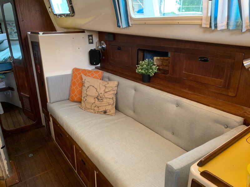 1976 Cabot Cabot 36