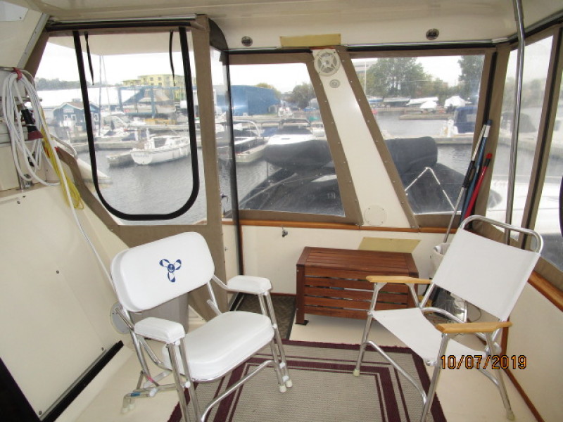 1987 Sea Ray 410 AC