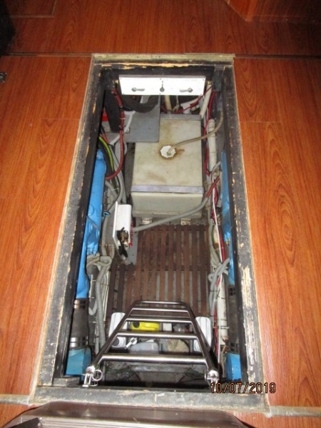 1987 Sea Ray 410 AC
