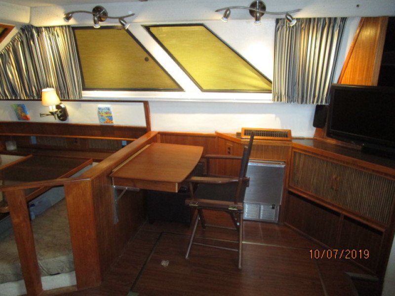 1987 Sea Ray 410 AC