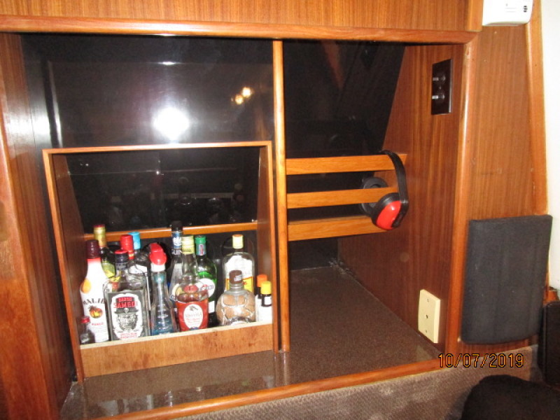 1987 Sea Ray 410 AC