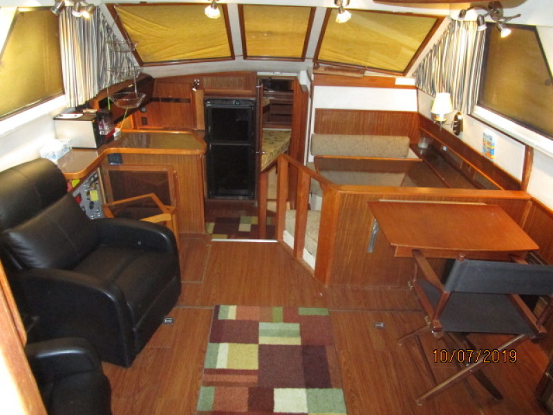 1987 Sea Ray 410 AC