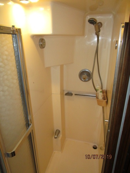 1987 Sea Ray 410 AC