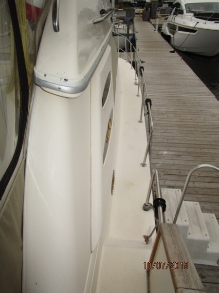 1987 Sea Ray 410 AC