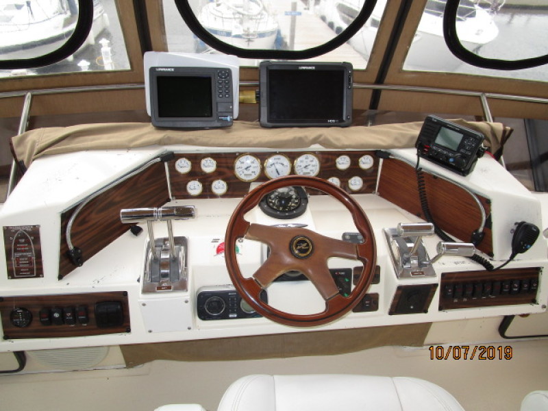 1987 Sea Ray 410 AC