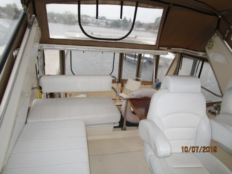 1987 Sea Ray 410 AC