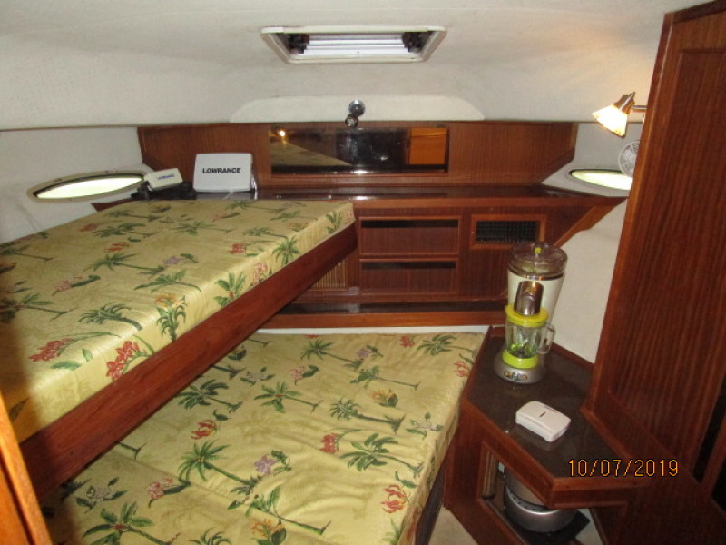 1987 Sea Ray 410 AC