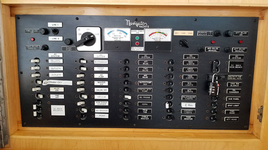 2002 Navigator 44 Classic