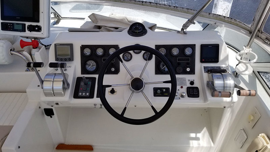 2002 Navigator 44 Classic