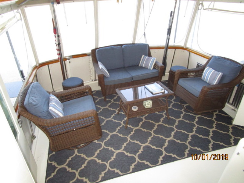 1987 Hatteras "43" Motor Yacht