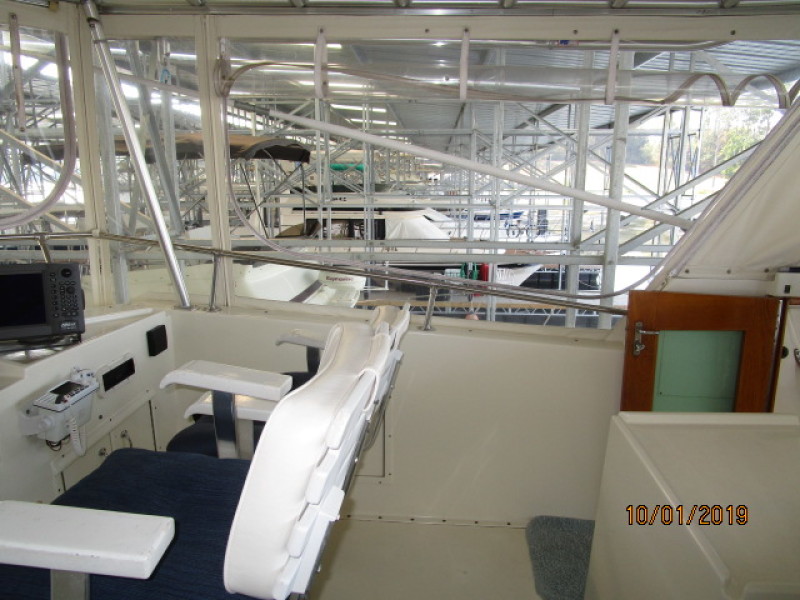 1987 Hatteras "43" Motor Yacht