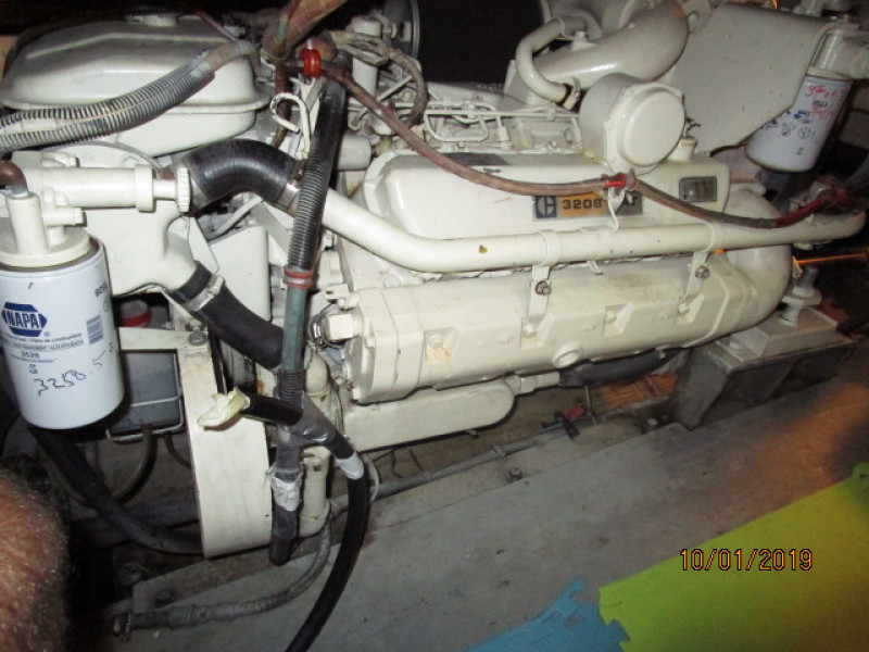 1987 Hatteras "43" Motor Yacht
