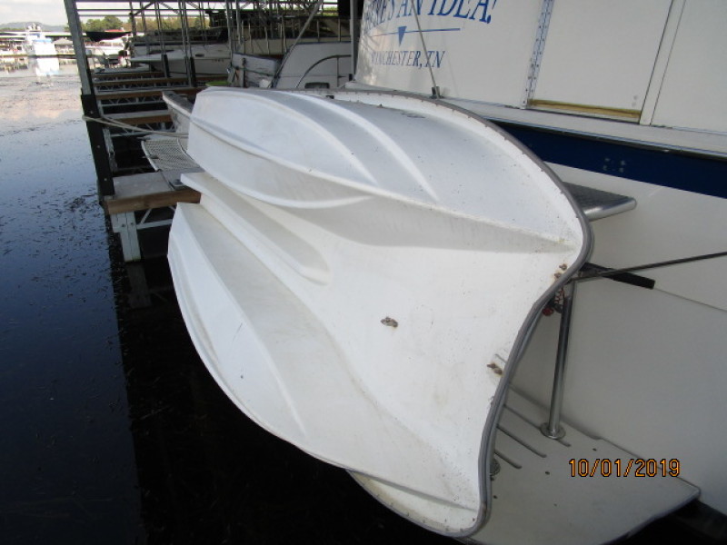 1987 Hatteras "43" Motor Yacht