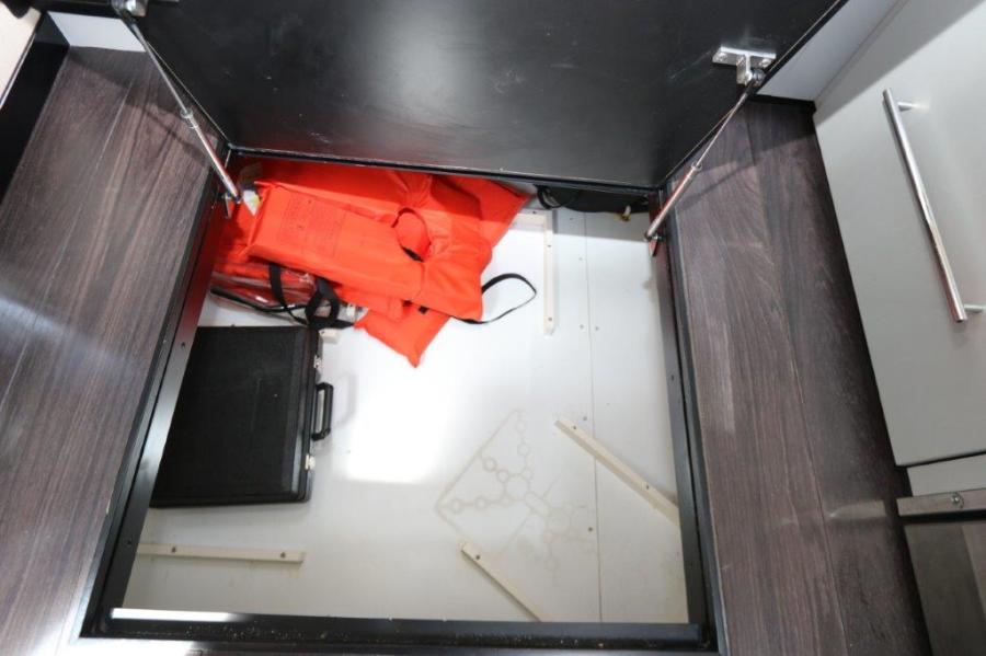 42' 2012 Marquis Sport Coupe