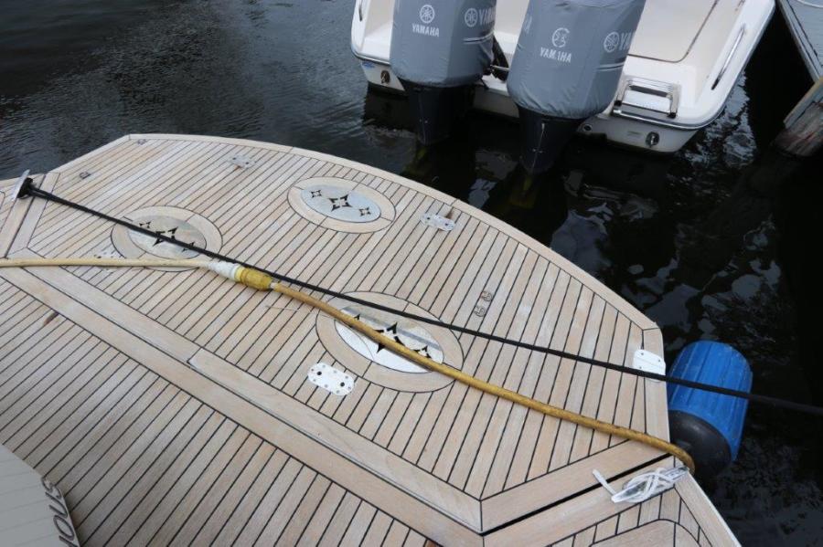 42' 2012 Marquis Sport Coupe