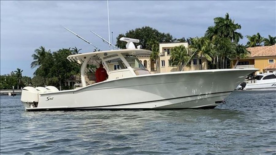 35' 2015 Scout 355 LXF