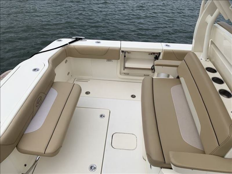 35' 2015 Scout 355 LXF