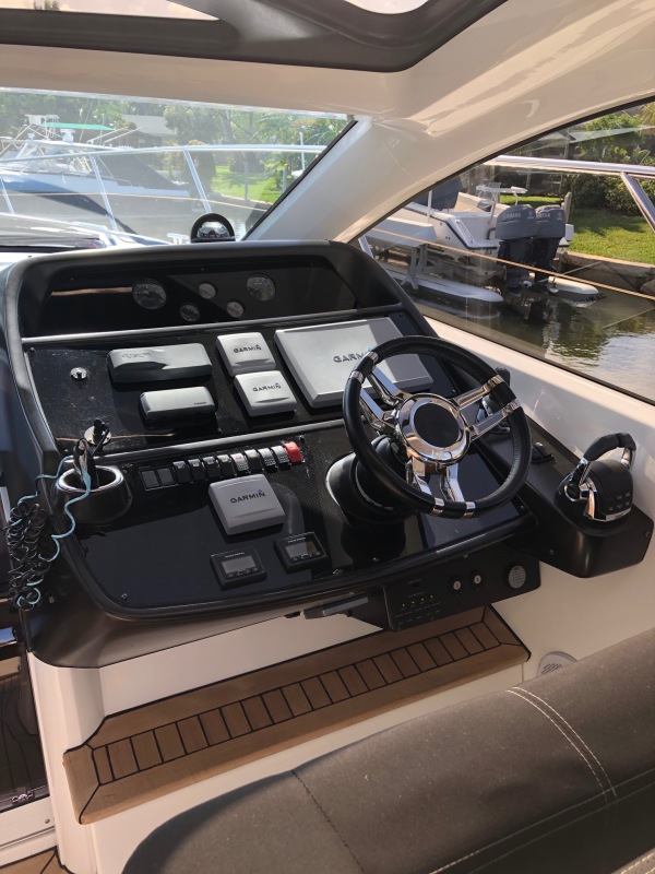 48' 2012 Sunseeker Portofino