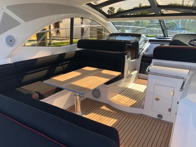 48' 2012 Sunseeker Portofino