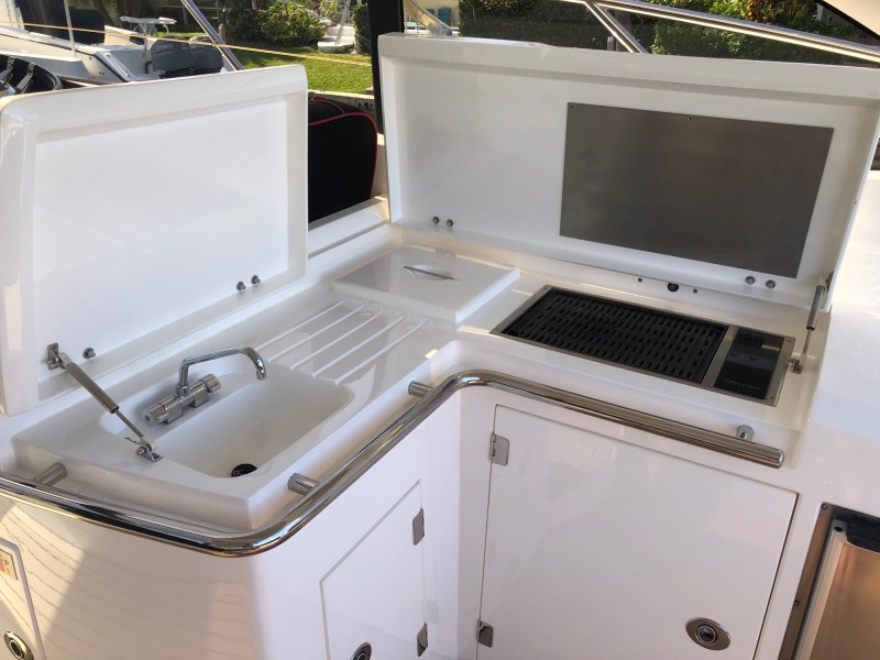 48' 2012 Sunseeker Portofino