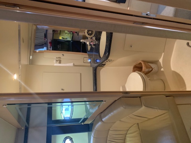 2000 Carver 406