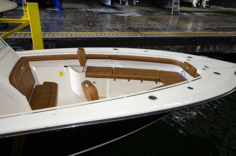 32' 2017 Scout 320 LXF