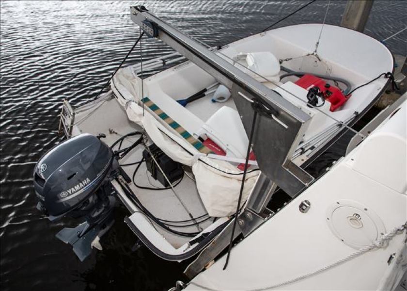 40' 2006 Endeavour Catamaran Cruiser