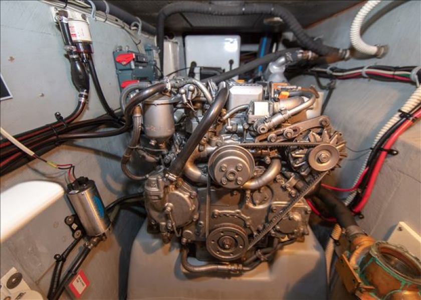 40' 2006 Endeavour Catamaran Cruiser