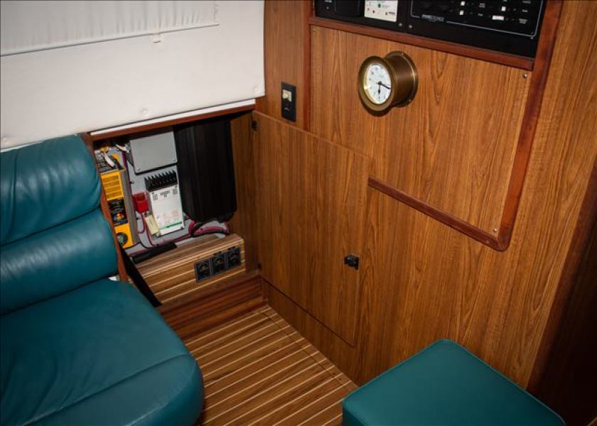 40' 2006 Endeavour Catamaran Cruiser