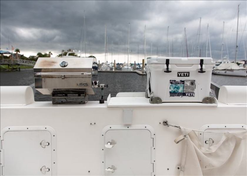 40' 2006 Endeavour Catamaran Cruiser