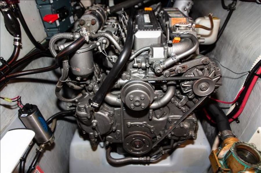 40' 2006 Endeavour Catamaran Cruiser