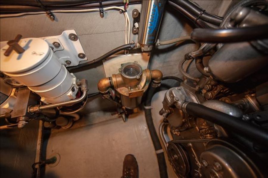 40' 2006 Endeavour Catamaran Cruiser