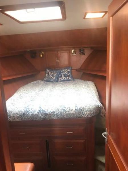 40' 1986 Ocean Alexander Europa Sedan