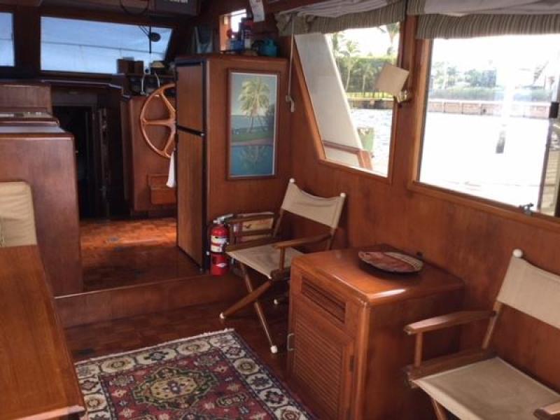 40' 1986 Ocean Alexander Europa Sedan