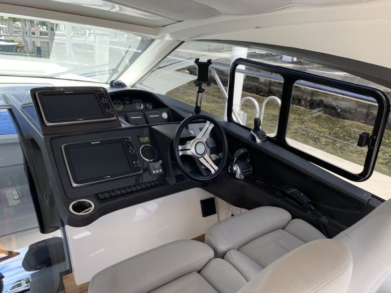 39' 2013 Princess V39