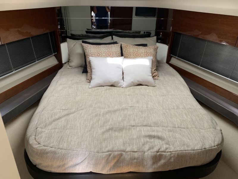 39' 2013 Princess V39