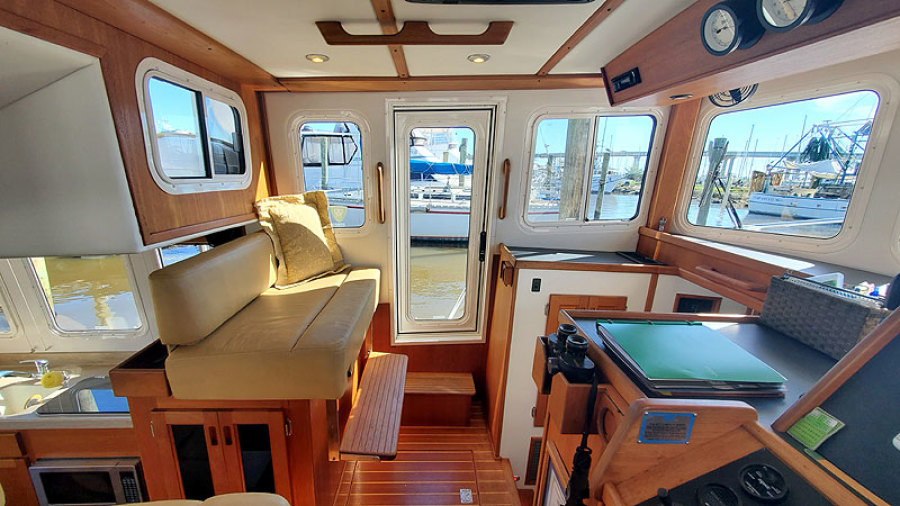 2010 Nordic Tugs 32