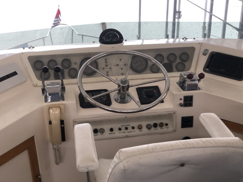 1991 Vista 43 Motor Yacht