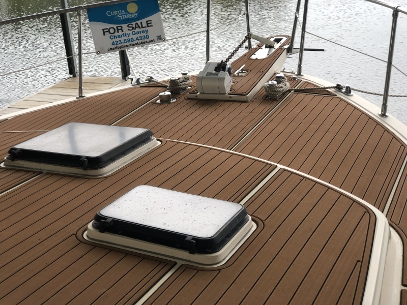 1991 Vista 43 Motor Yacht