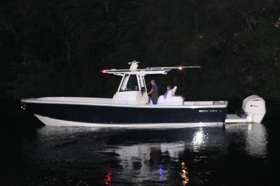 34' 2020 Regulator 34SS