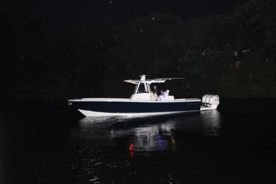 34' 2020 Regulator 34SS