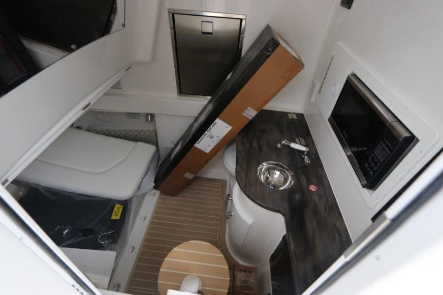 34' 2020 Regulator 34SS