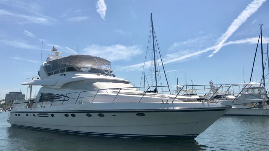 70' 2001 Johnson Fly Bridge Motor
