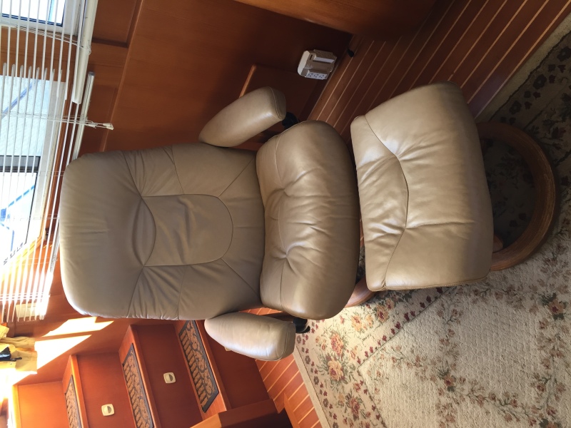 2002 Symbol 42 Sundeck Trawler