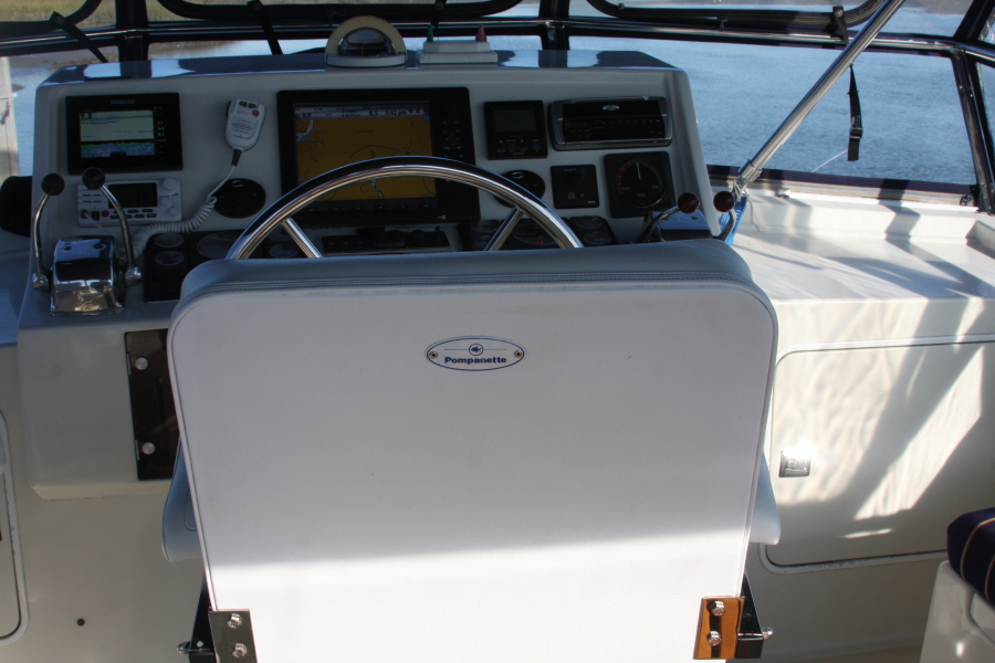 2002 Symbol 42 Sundeck Trawler
