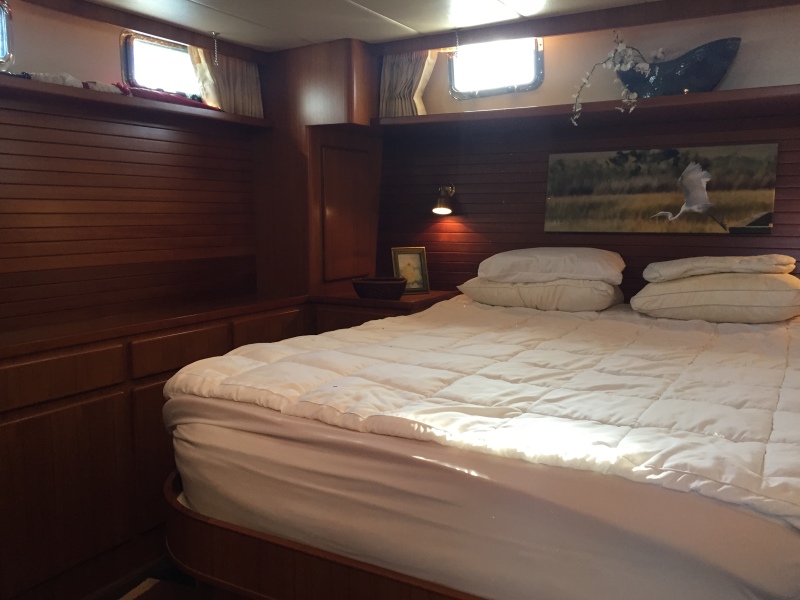 2002 Symbol 42 Sundeck Trawler