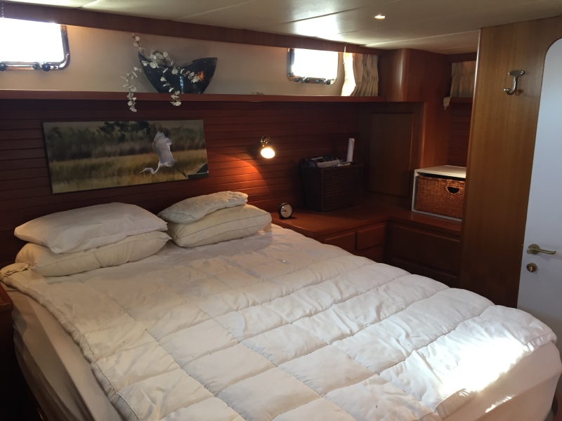2002 Symbol 42 Sundeck Trawler