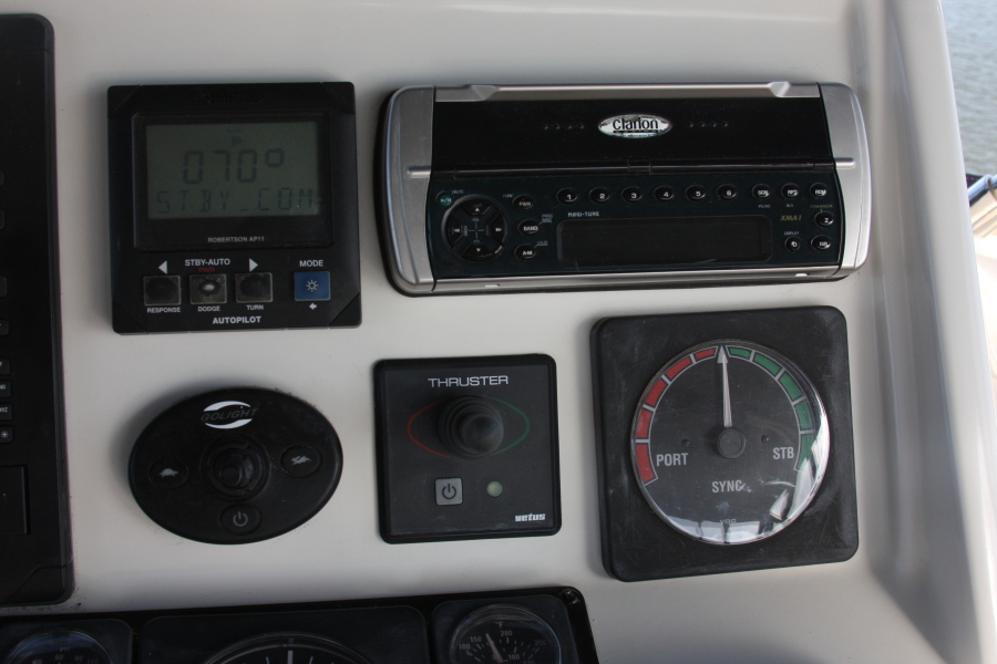 2002 Symbol 42 Sundeck Trawler