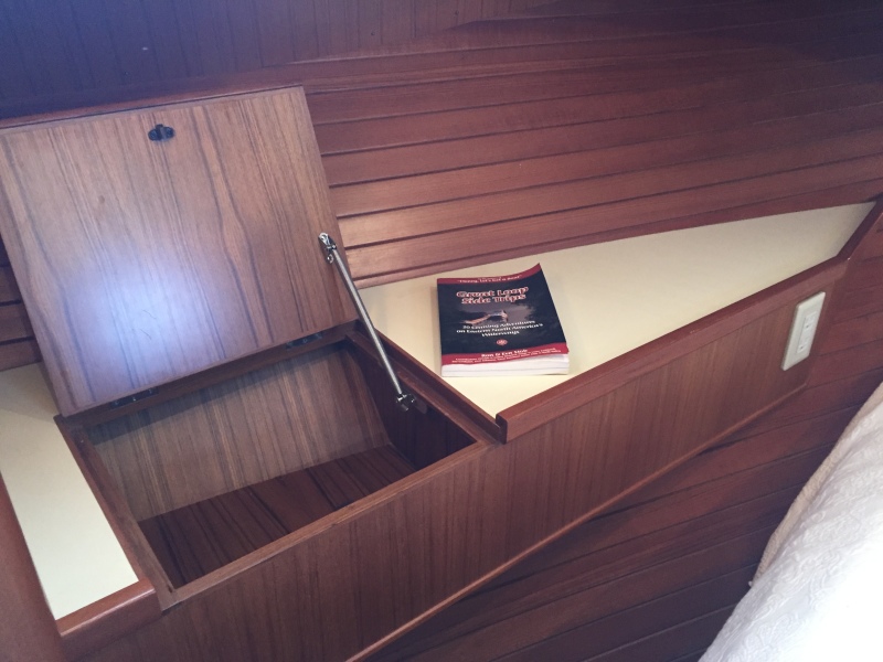 2002 Symbol 42 Sundeck Trawler